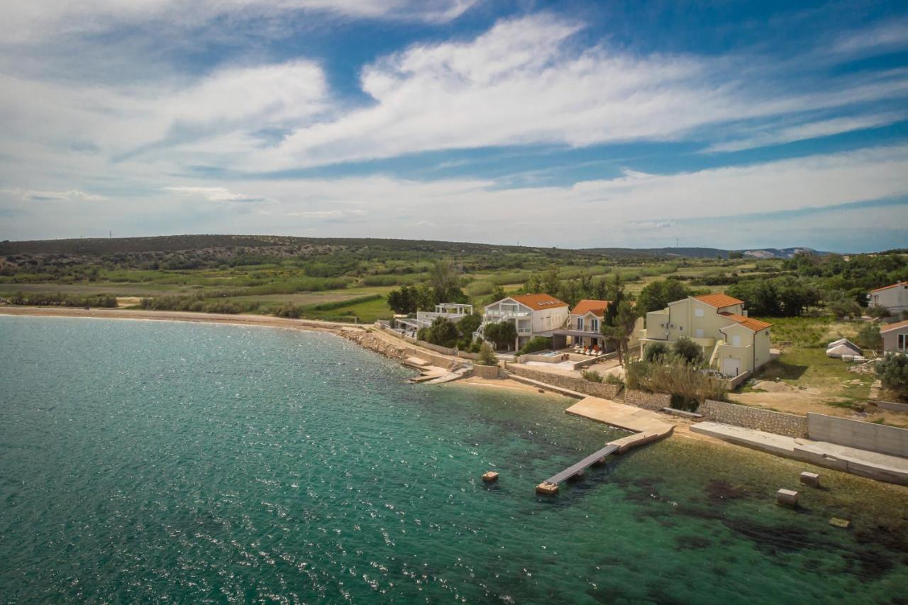 Villafux Zrce Novalja - Direkt Am Strand Caska Bagian luar foto